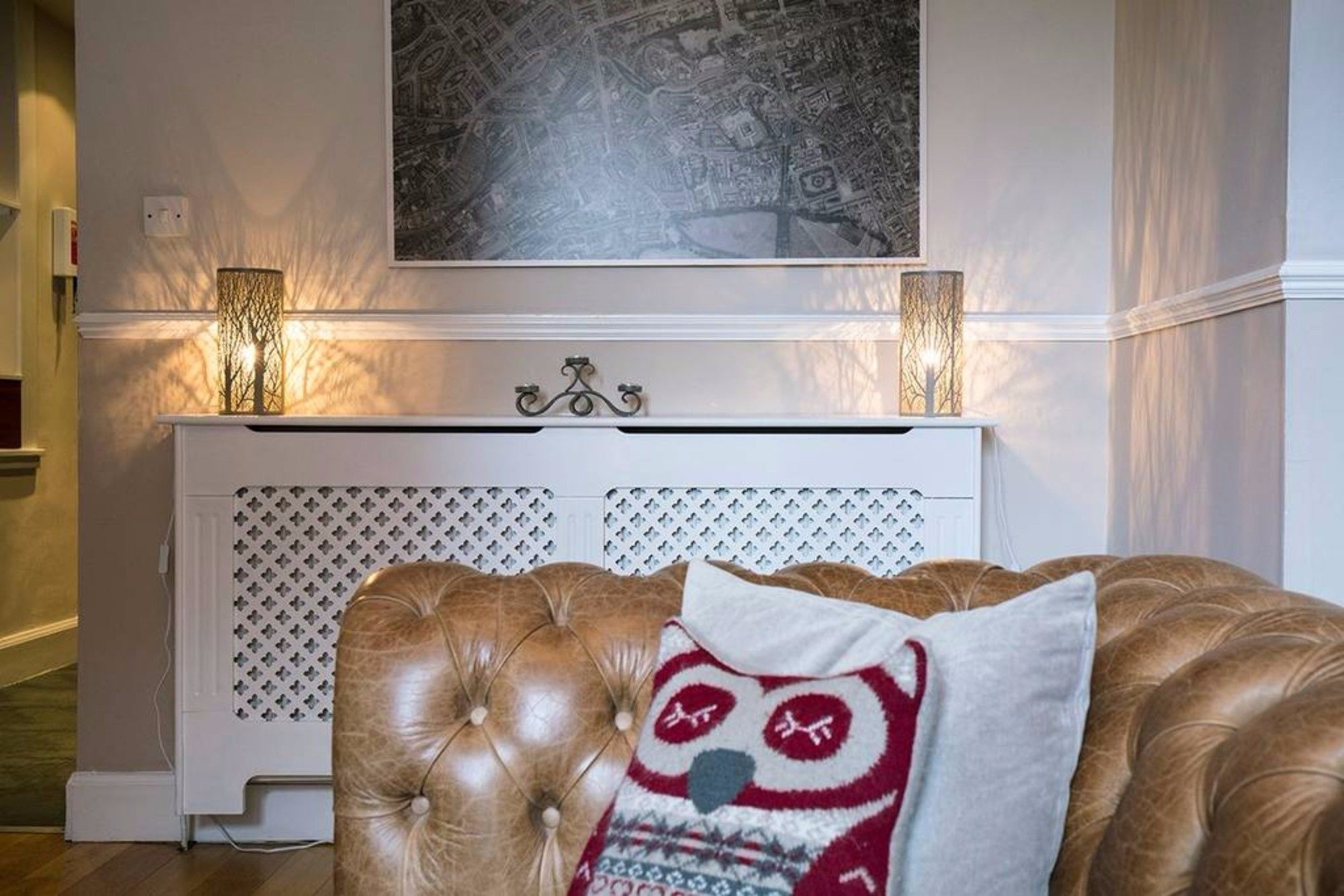 1 Bedroom Flat With Castle View *